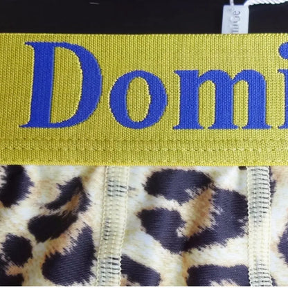 Calzoncillos tipo bóxer con estampado de leopardo para hombre de DomiGe: comodidad de seda helada con bolsa en forma de U