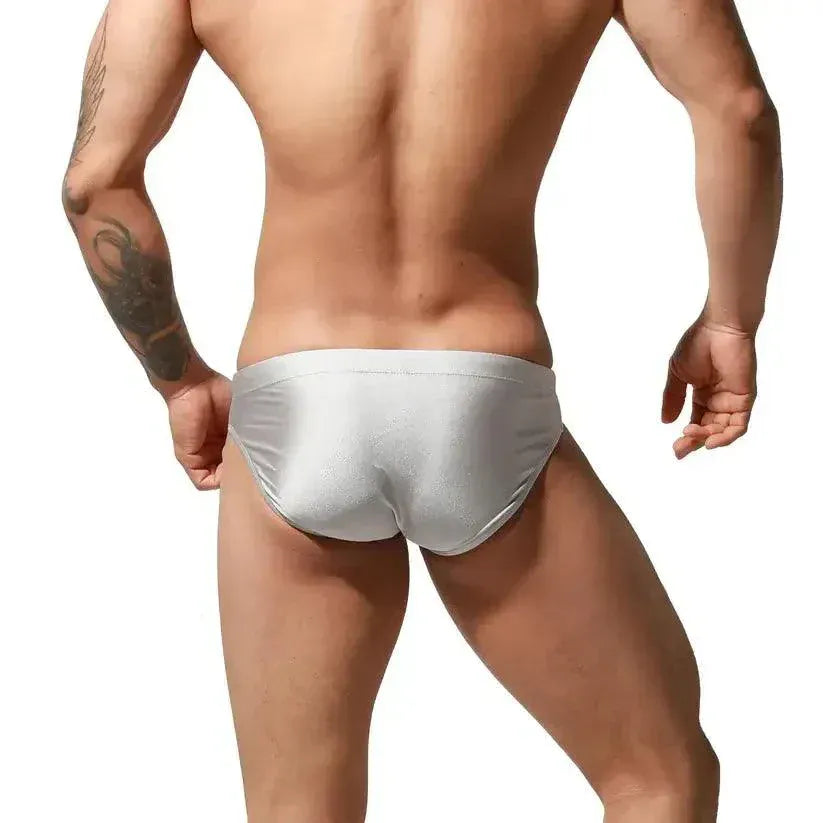 Desmiit Swimwear Beachwear Men's Sexy Low-Rise Swim Briefs with Embroidered
