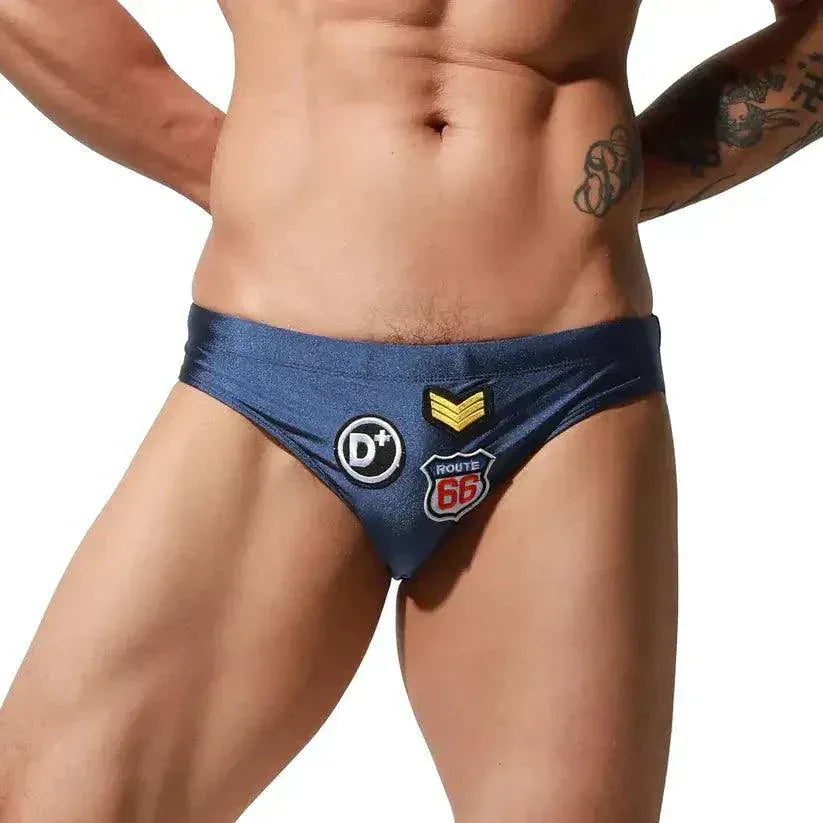Desmiit Swimwear Beachwear Men's Sexy Low-Rise Swim Briefs with Embroidered